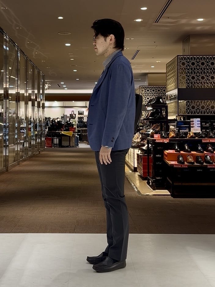 ジュンさんの「TAKEO KIKUCHI｜【全7サイズ&times;8色展開！】トップマルチヘリンボン パンツ」を使ったコーディネート