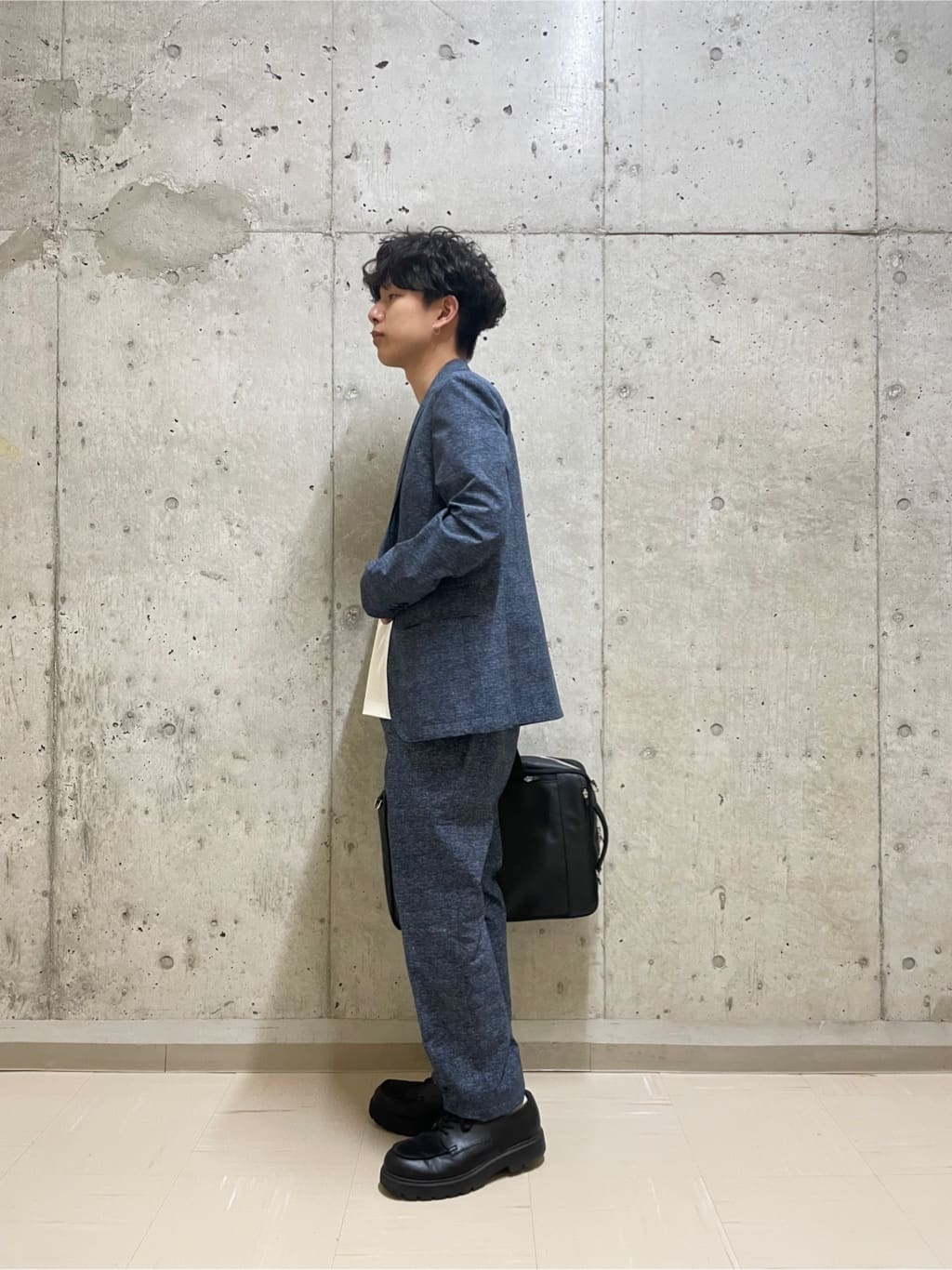 すずきさんの「TAKEO KIKUCHI｜【抗菌防臭】COOL DOTS（R）ドビープリント ジャケット」を使ったコーディネート