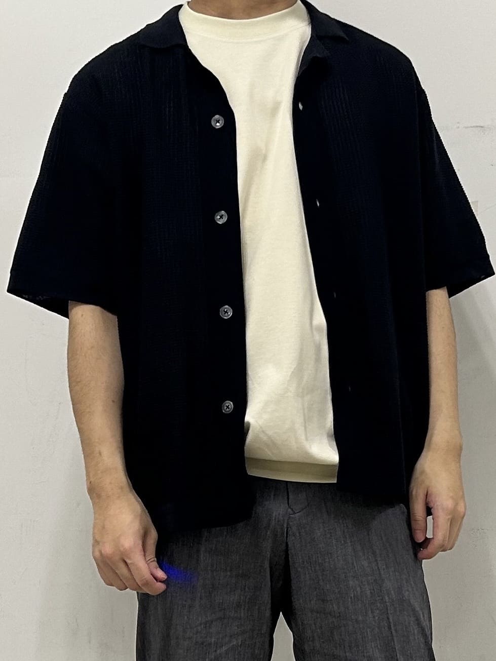 Hiroさんの「TAKEO KIKUCHI｜【抗菌防臭／5サイズ展開】ハイゲージポンチ Tシャツ」を使ったコーディネート