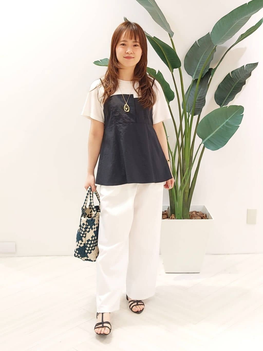 YuKaRiさんの「UNTITLED｜◆ビッグトップネックレス」を使ったコーディネート