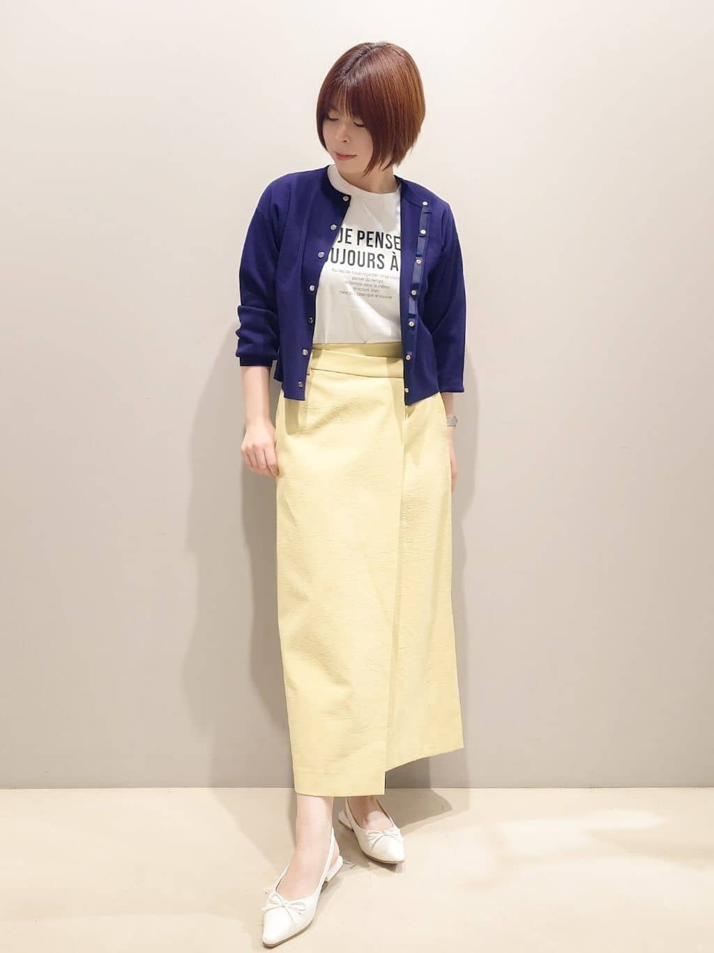 me：)さんの「OPAQUE.CLIP｜◆アソートロゴTシャツ【洗濯機洗い可】」を使ったコーディネート