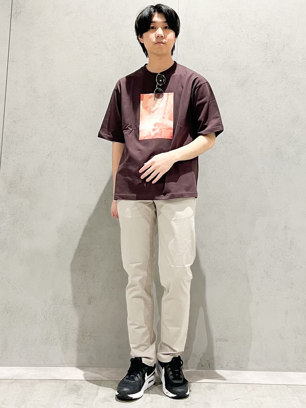 SHI-MAさんの「THE SHOP TK｜【オールシーズン穿ける！】7DAYSストレッチへリンボンパンツ　ON&hArr;OFF兼用」を使ったコーディネート