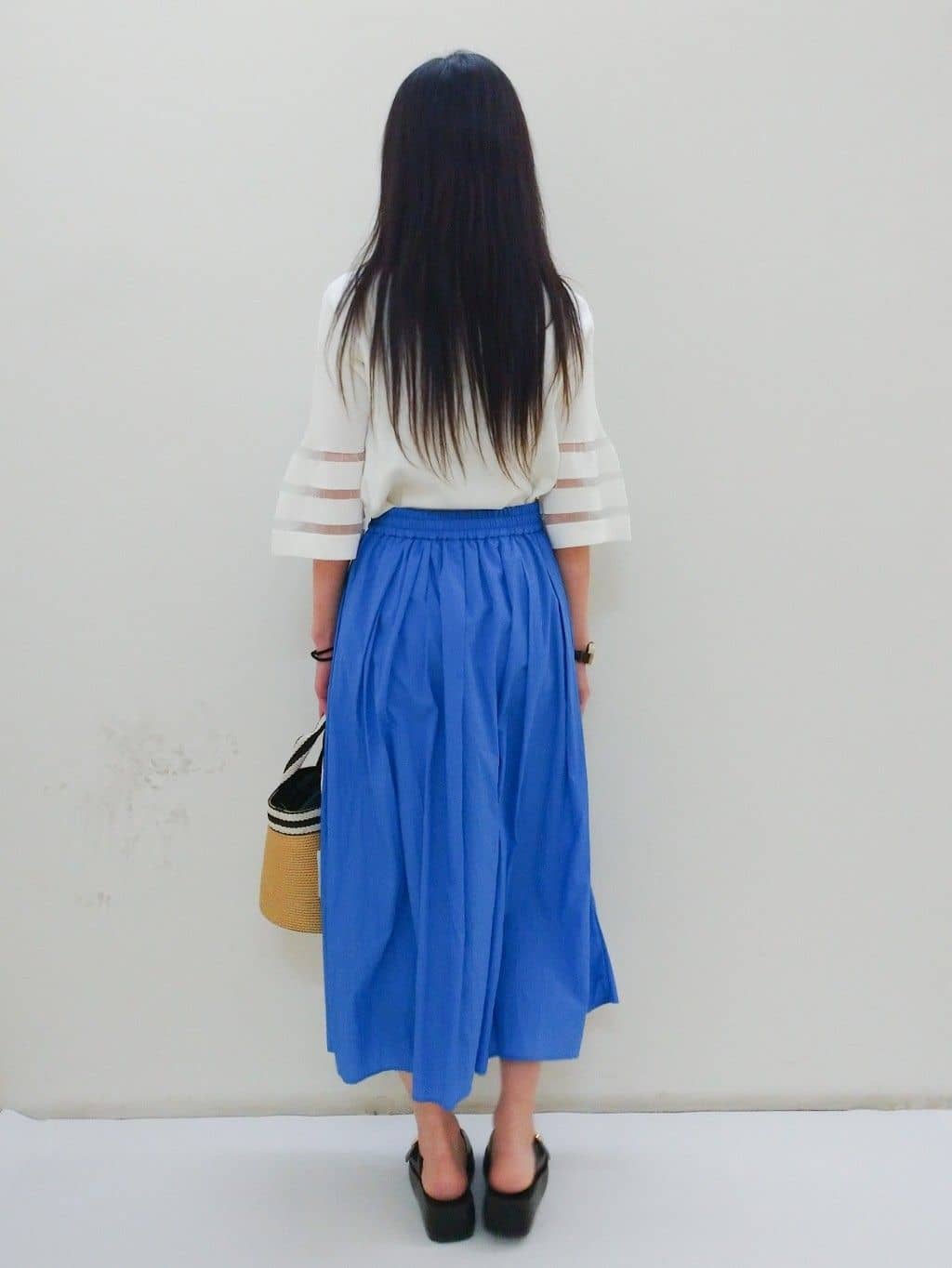 yuriさんの「OPAQUE.CLIP｜◆《6色展開》シアーボーダーフレアスリーブニット【洗濯機洗い可】」を使ったコーディネート