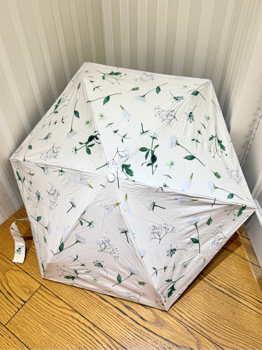 みーさんの「grove｜【plantica&times;Wpc．コラボ】遮熱遮光フラワープリントタイニー」を使ったコーディネート