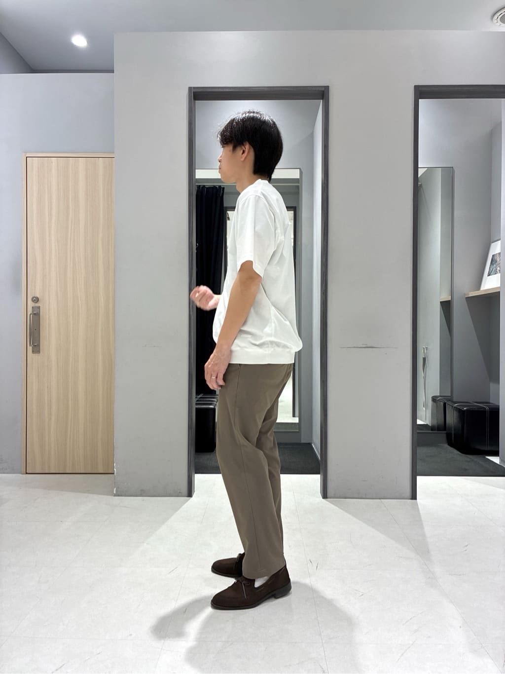 わいずみさんの「TAKEO KIKUCHI｜【抗菌防臭／5サイズ展開】ハイゲージポンチ Tシャツ」を使ったコーディネート