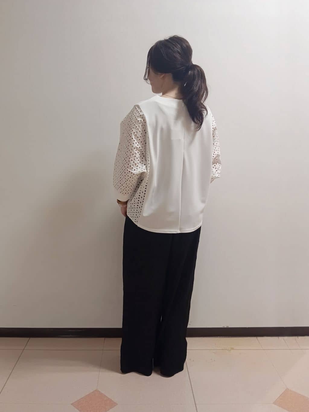 kaoさんの「INDIVI｜◆【洗える／体型カバー】レースコンビトップス」を使ったコーディネート