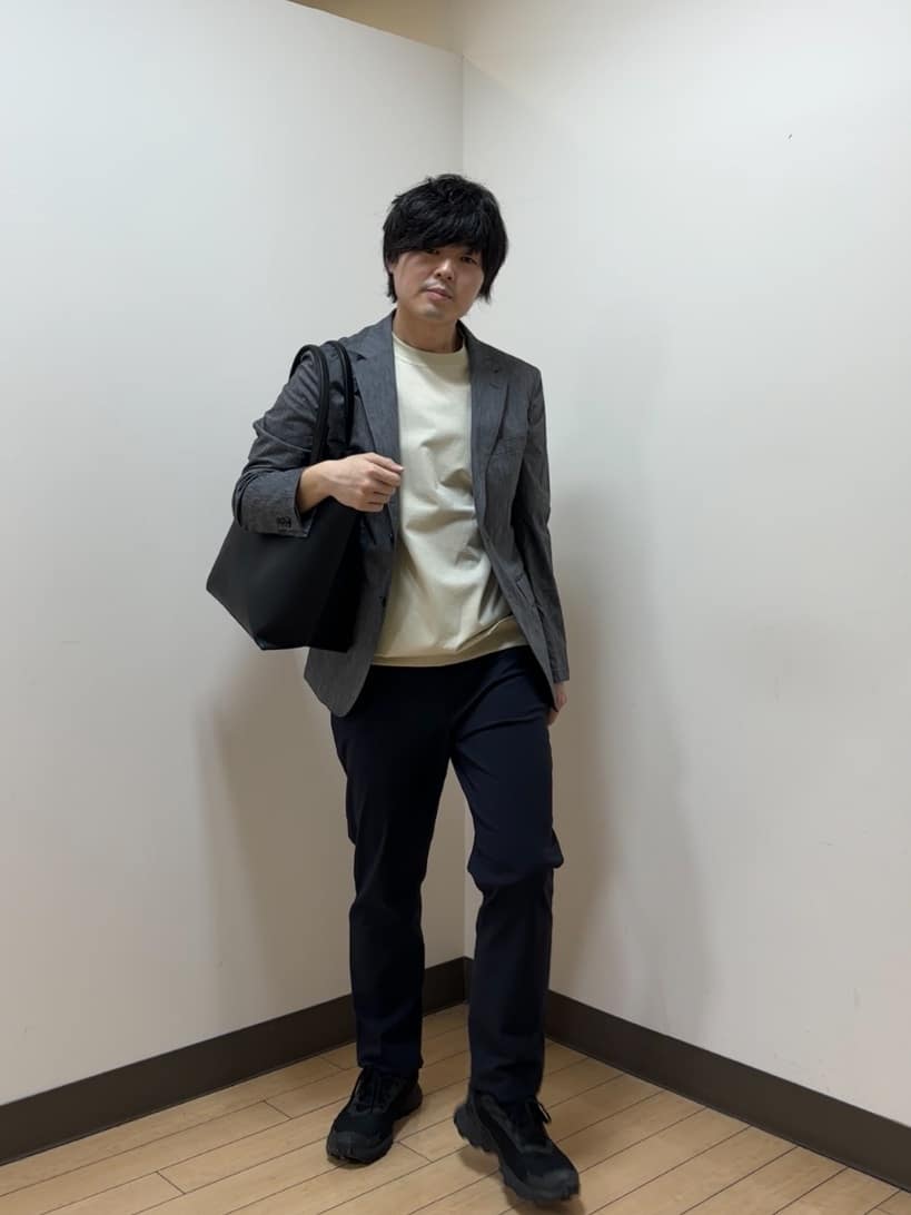 あきやまさんの「TAKEO KIKUCHI｜【抗菌防臭／5サイズ展開】ハイゲージポンチ Tシャツ」を使ったコーディネート