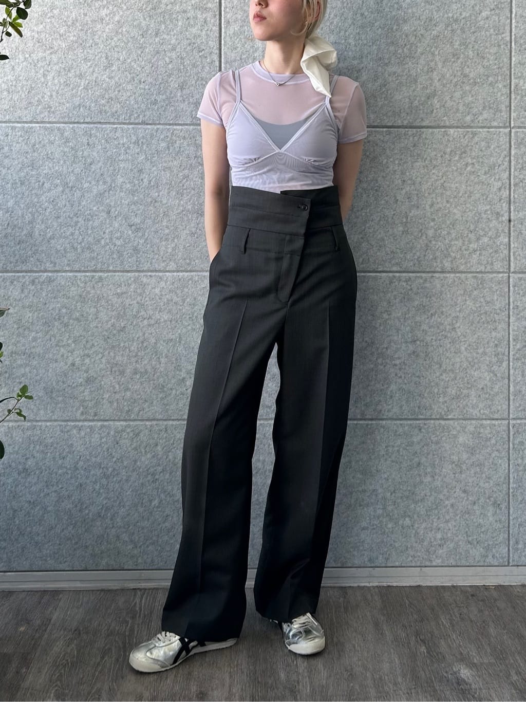 honoka Aさんの「CODE A｜turn up chic trousers」を使ったコーディネート