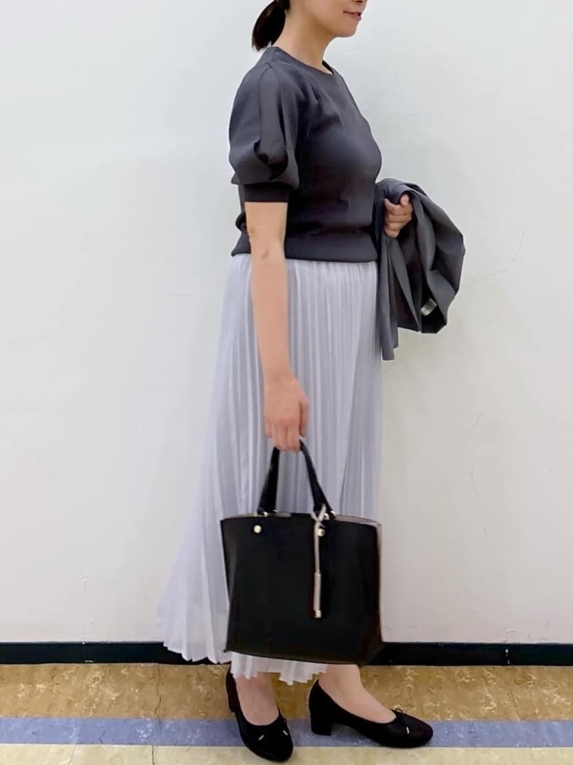 akariさんの「index｜《6色展開／XS-LLサイズ》ドライタッチ デザインスリーブニット【洗濯機洗い可／接触冷感／抗ピル】」を使ったコーディネート