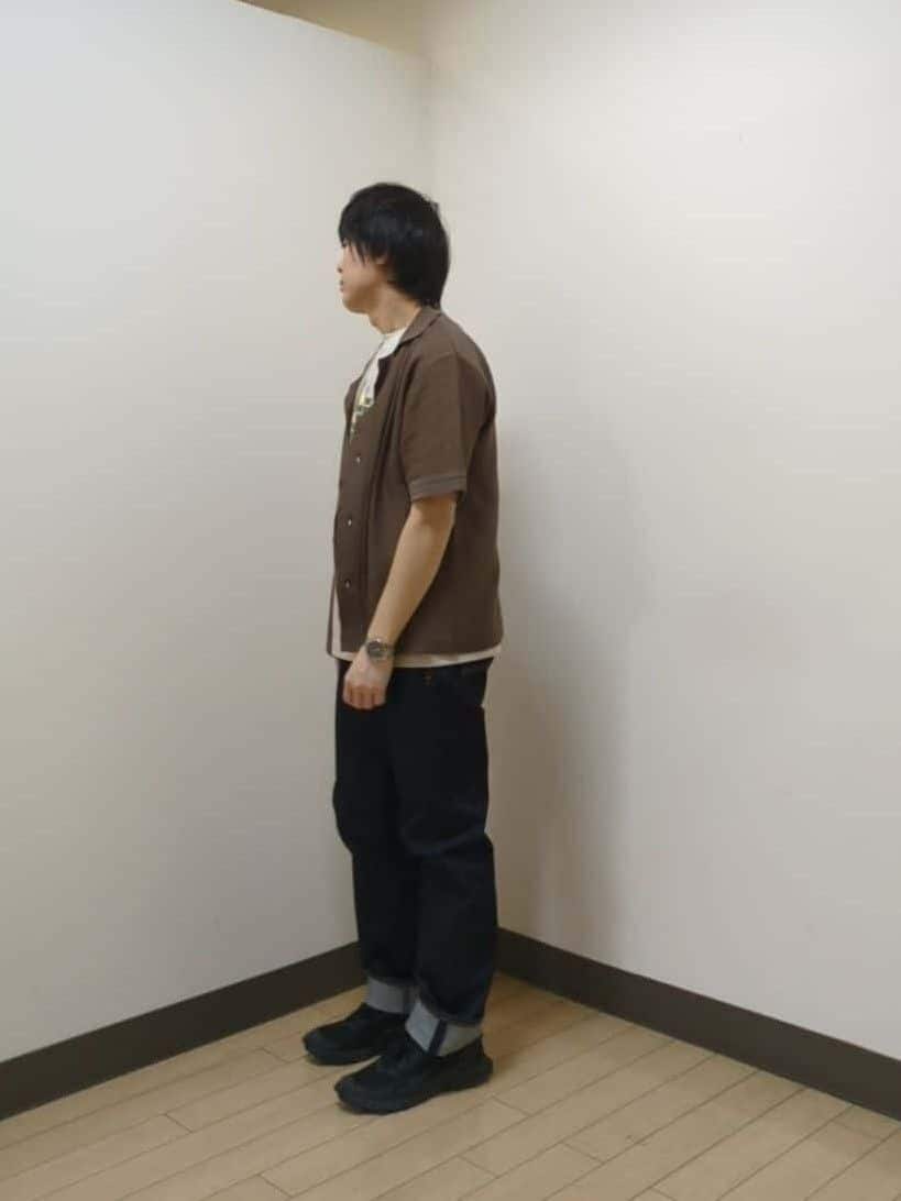 あきやまさんの「TAKEO KIKUCHI｜【モンスターストレッチ】日本製 ワンウォッシュ デニムパンツ」を使ったコーディネート