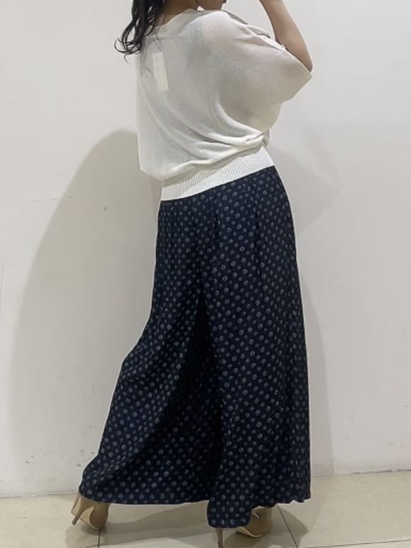 watanabeさんの「UNTITLED｜【遮熱・UVカット・ウォッシャブル】つば広HAT」を使ったコーディネート