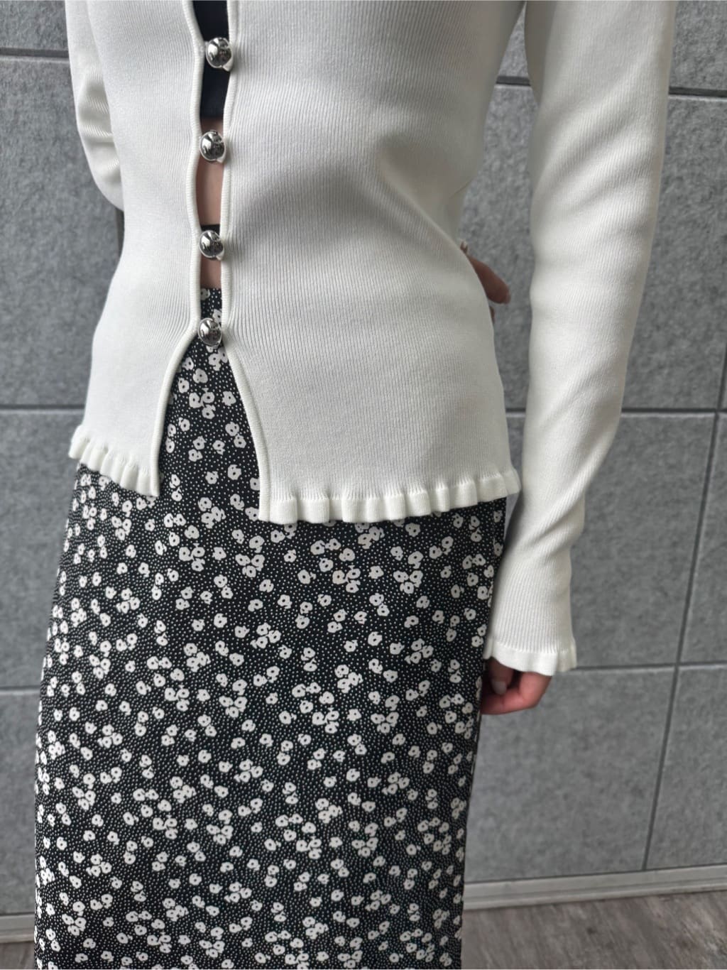 designer yukaさんの「CODE A｜petit flower skirt」を使ったコーディネート