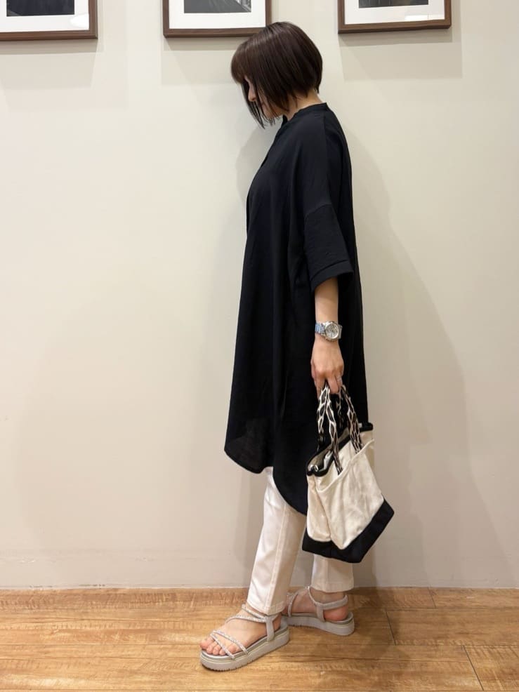 きっちょんさんの「SHOO･LA･RUE｜◆【洗える/S-LL/ひんやり】ゆったりチュニックワンピース」を使ったコーディネート
