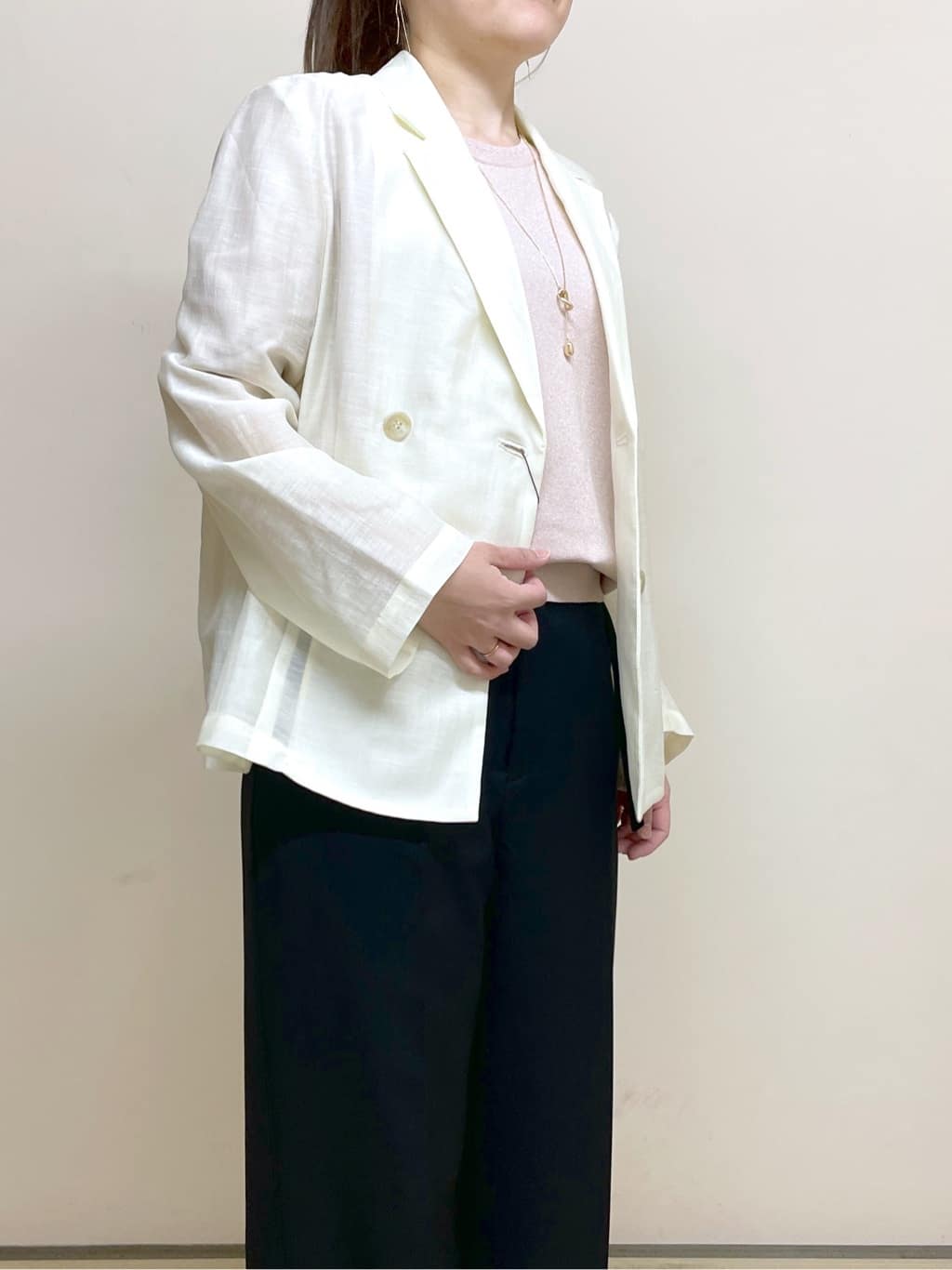 Junさんの「index｜麻調シアーダブルブレストテーラードジャケット【洗濯機洗い可】」を使ったコーディネート