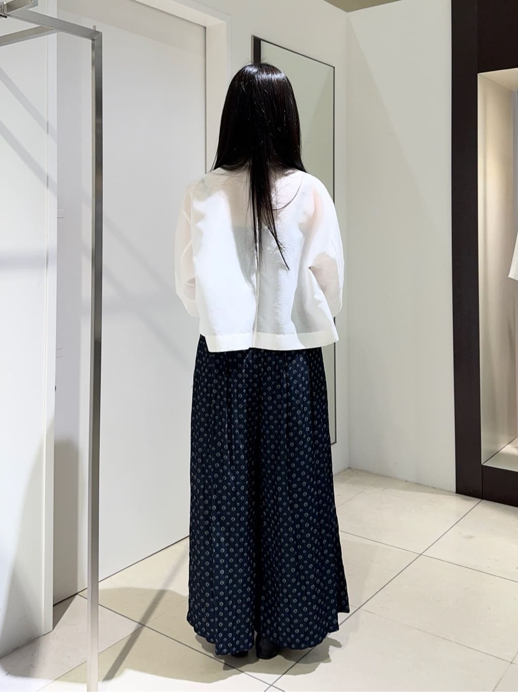 kaoruさんの「UNTITLED｜◆【セットアップ可能】オーガンジーボクシーシャツ」を使ったコーディネート