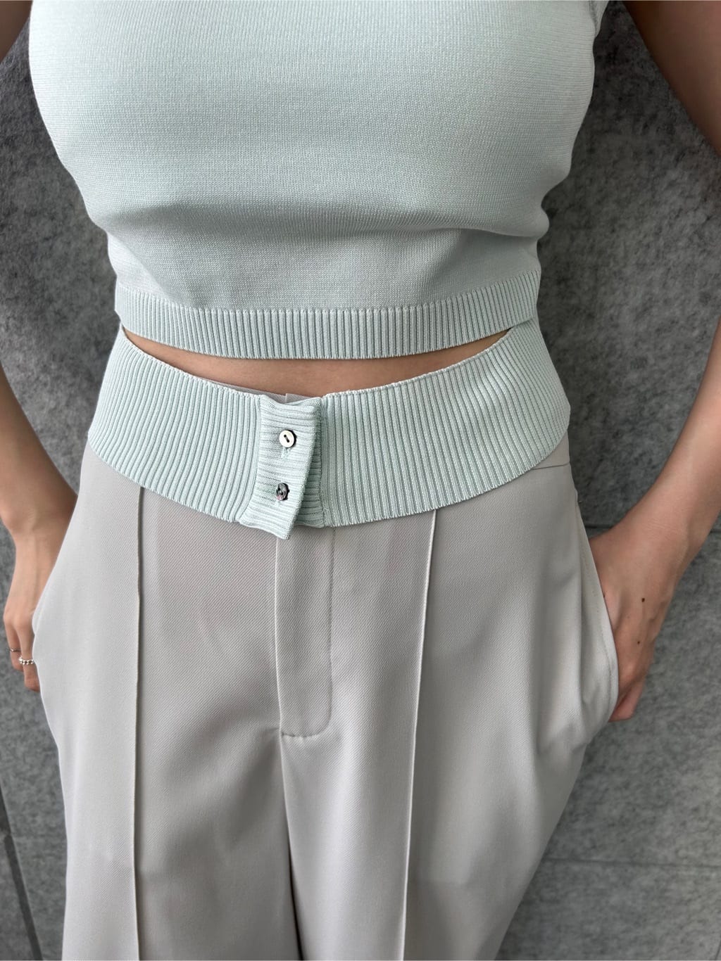 honoka Aさんの「CODE A｜design knit tank」を使ったコーディネート