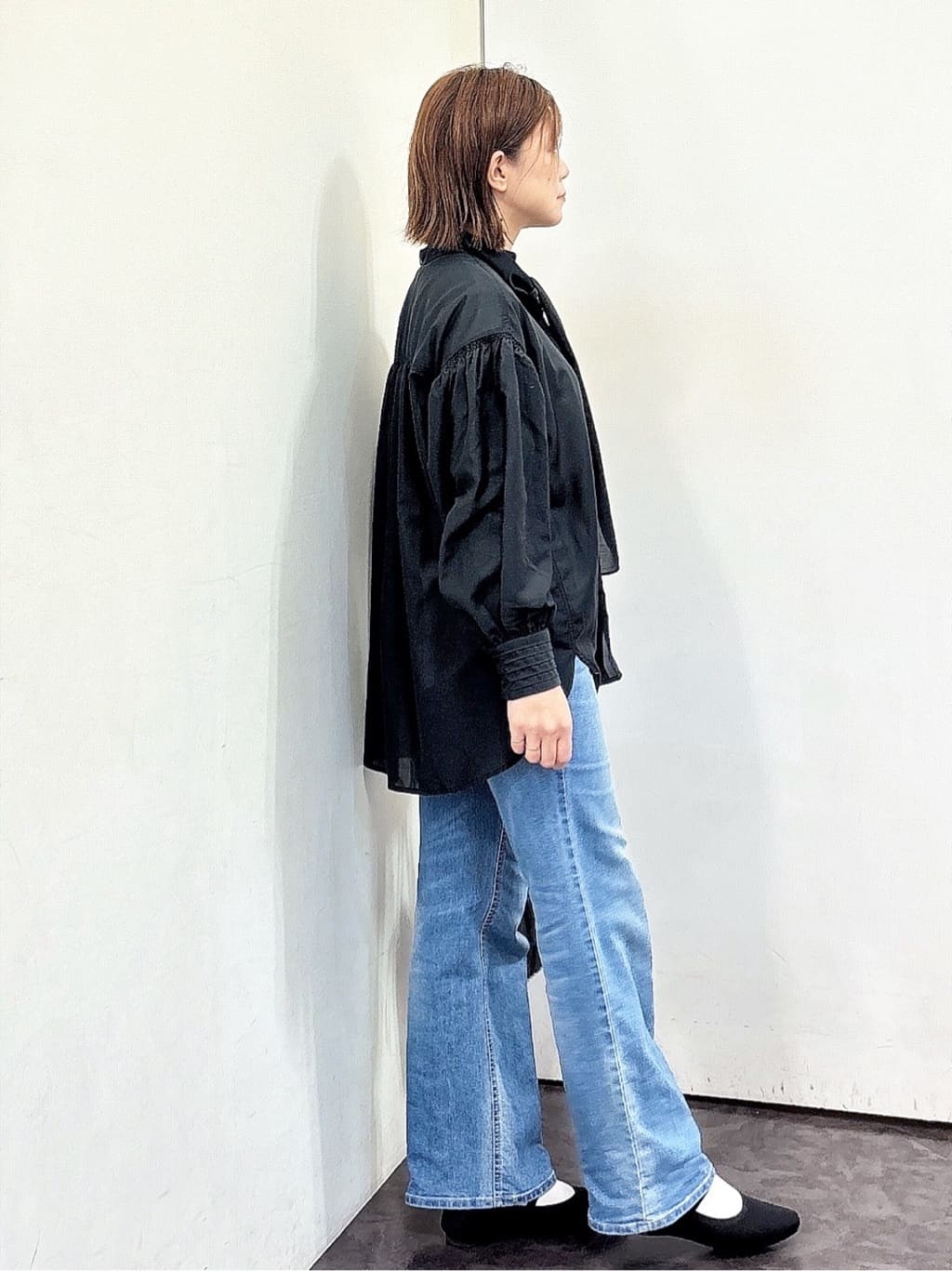 MIYUさんの「grove｜◆2WAYシアーボウタイブラウス」を使ったコーディネート