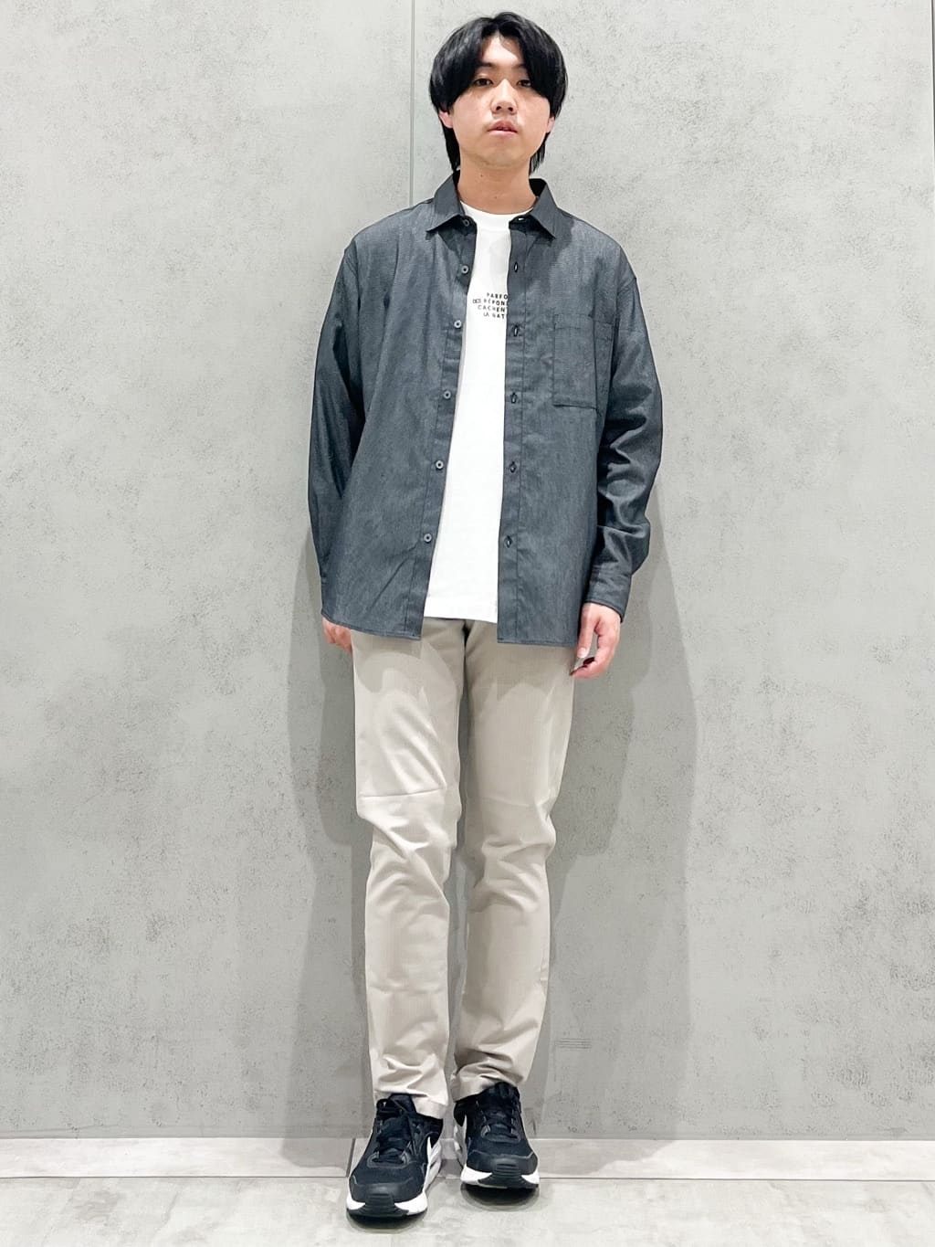 SHI-MAさんの「THE SHOP TK｜【オールシーズン穿ける！】7DAYSストレッチへリンボンパンツ　ON&hArr;OFF兼用」を使ったコーディネート