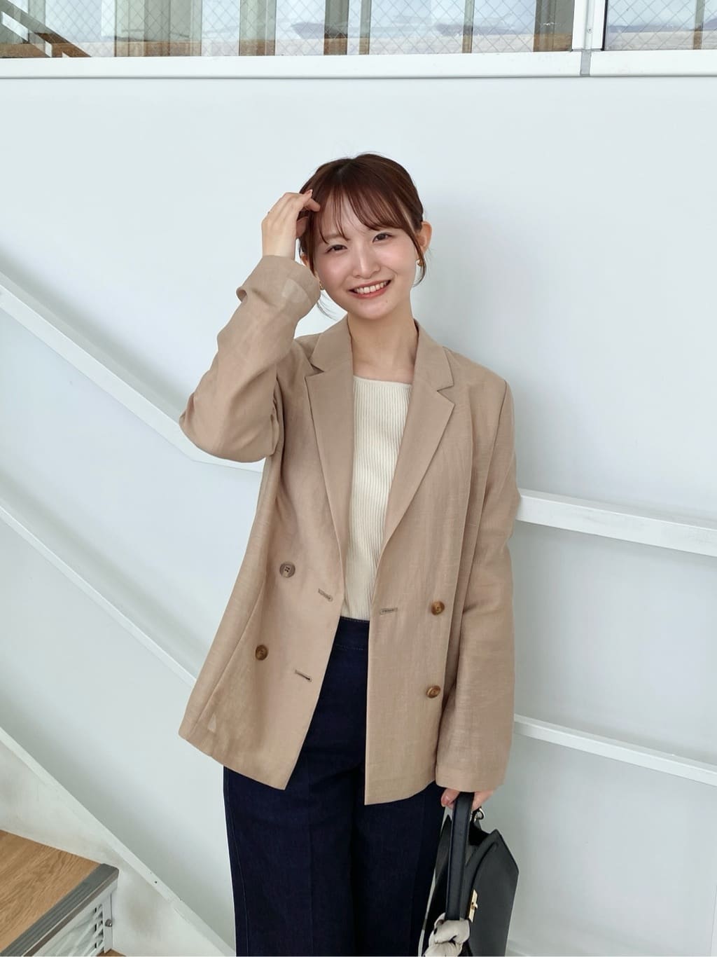 みさかさんの「index｜麻調シアーダブルブレストテーラードジャケット【洗濯機洗い可】」を使ったコーディネート