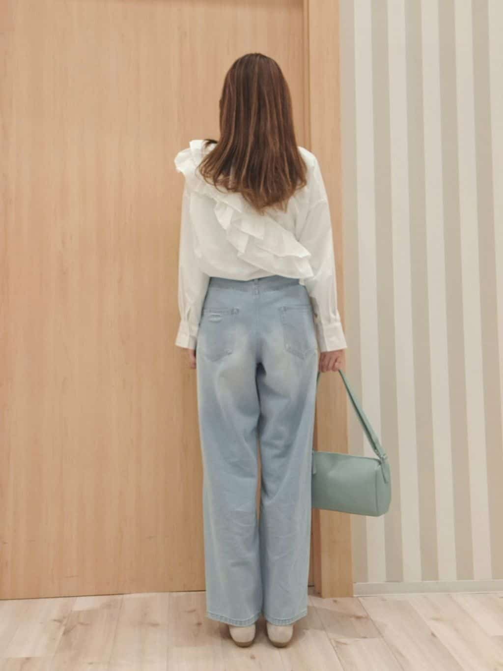 kanaさんの「SHOO･LA･RUE｜◆ストレッチアーモンドトゥパンプス」を使ったコーディネート