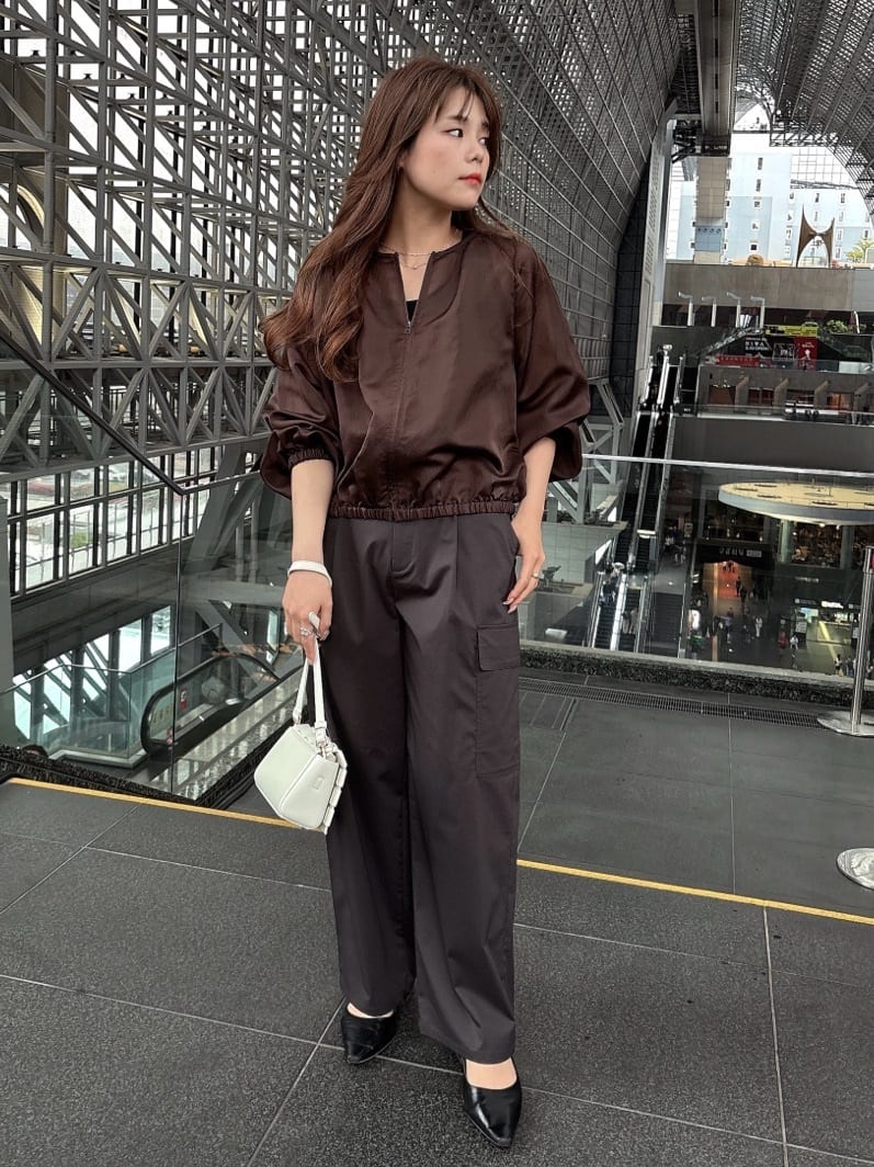 R.Kさんの「UNTITLED｜◆【洗える/スポーティー】ストレートカーゴパンツ」を使ったコーディネート