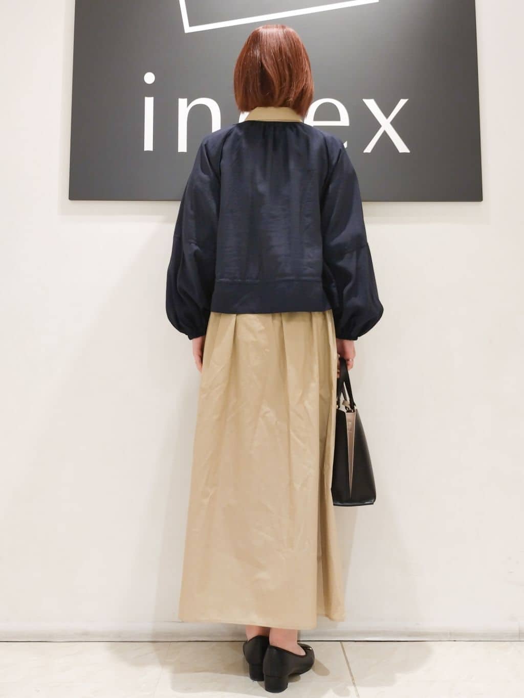n.さんの「index｜◆《5色展開》フィット＆フレアシャツワンピース【洗濯機洗い可】」を使ったコーディネート