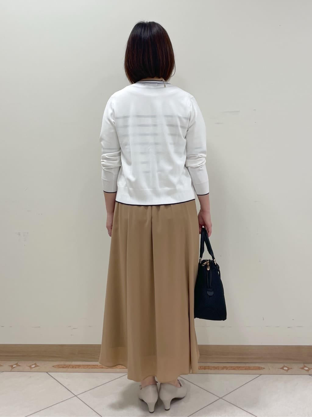 hanaさんの「Reflect｜◆【手洗い可／アンサンブル可】バイカラーカーディガン」を使ったコーディネート