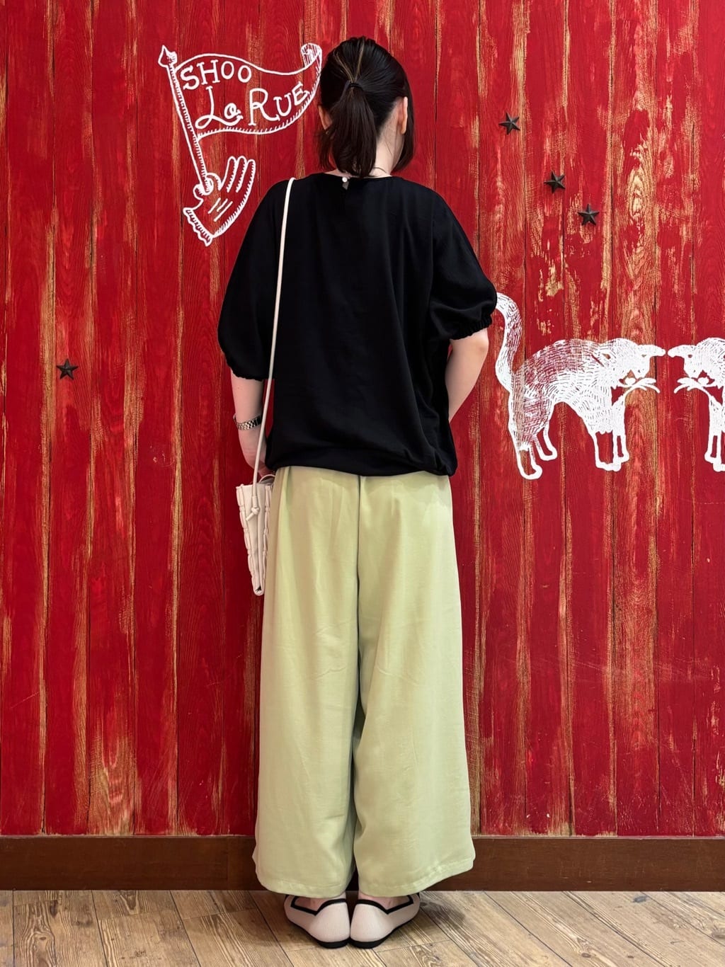 マエDさんの「SHOO･LA･RUE｜」を使ったコーディネート