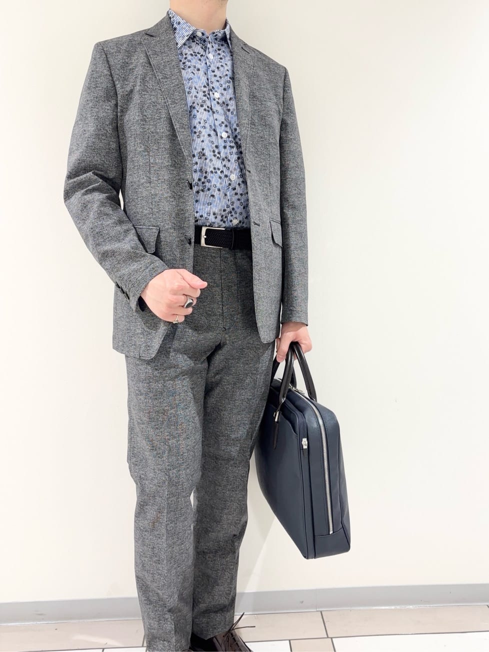 及川さんの「TAKEO KIKUCHI｜【抗菌防臭】COOL DOTS（R）ドビープリント ジャケット」を使ったコーディネート