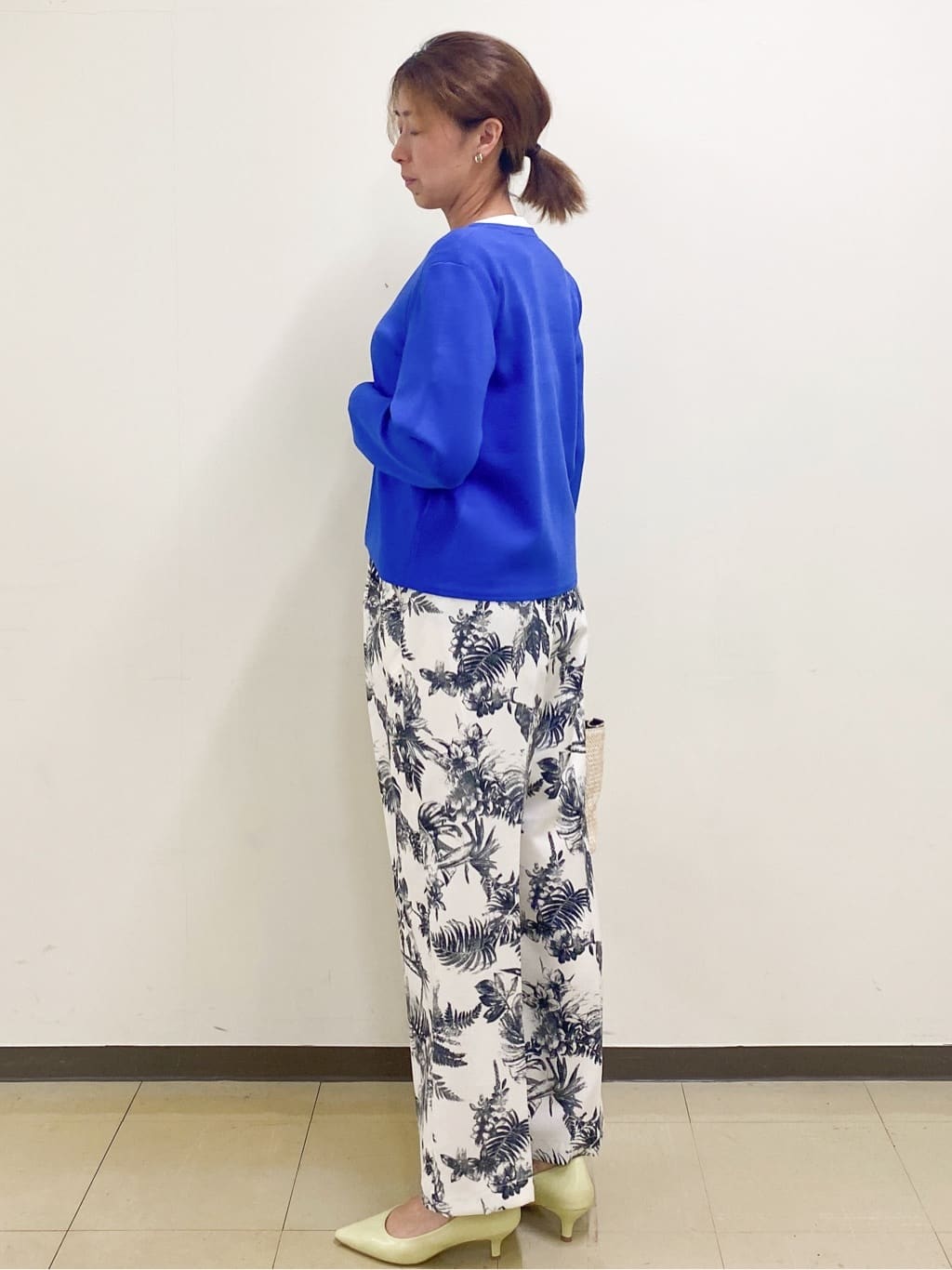 miさんの「index｜◆【抗菌防臭加工／低反発クッション】名品　ポインテッドトゥパンプス」を使ったコーディネート
