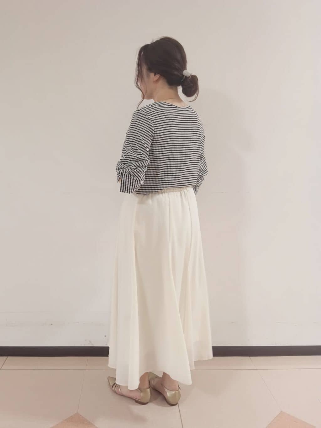kaoさんの「INDIVI｜◆【洗える／吸水速乾／UVケア】ねじりデザイン袖カットソー」を使ったコーディネート