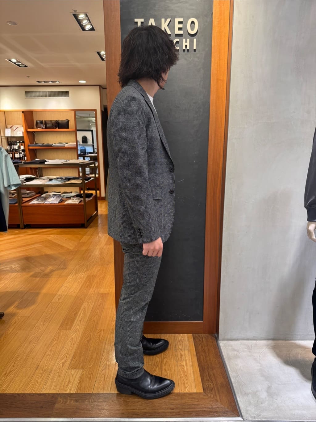 たくやさんの「TAKEO KIKUCHI｜【抗菌防臭】COOL DOTS（R）ドビープリント ジャケット」を使ったコーディネート