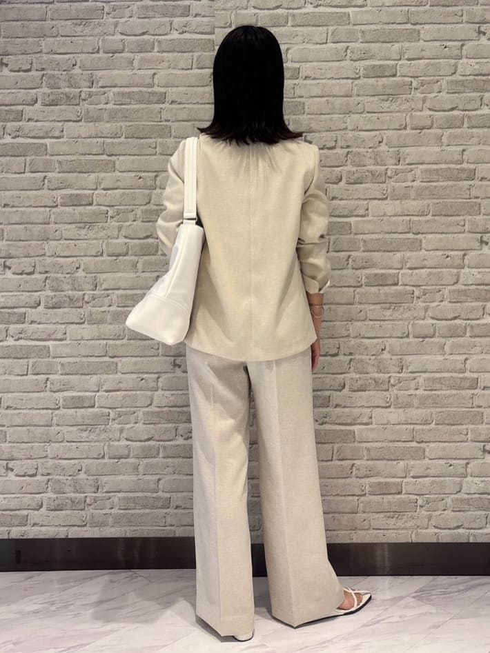 Mikoさんの「INDIVI｜◆【洗える／吸水速乾／UVケア】ねじりデザイン袖カットソー」を使ったコーディネート