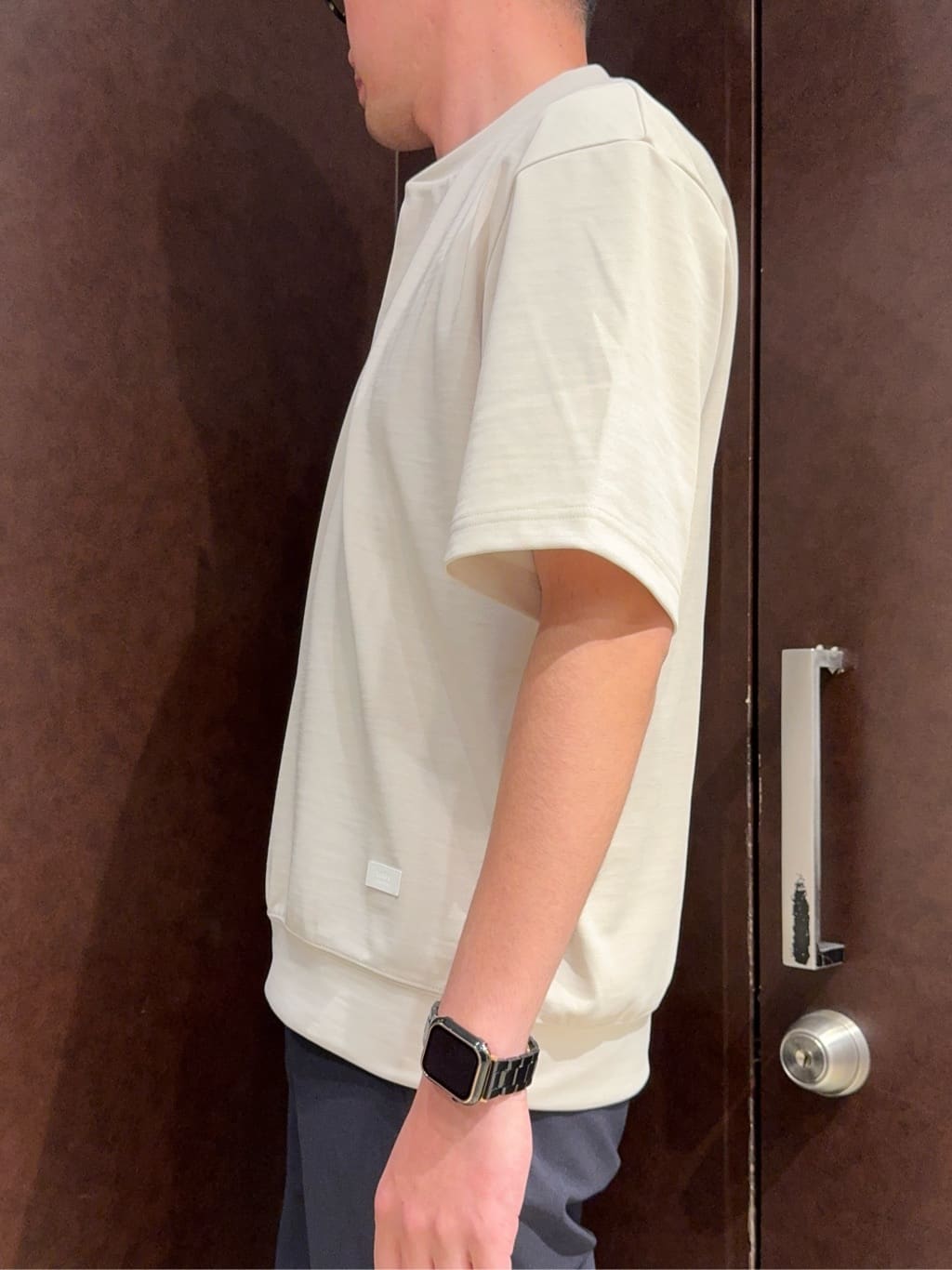 shuheiさんの「TAKEO KIKUCHI｜◆サイドゴアウエスト ストレートパンツ」を使ったコーディネート