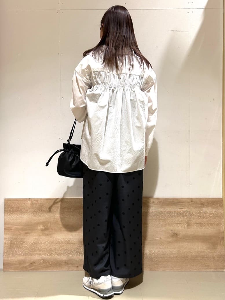 花さんの「SHOO･LA･RUE｜◆【洗える/S-LL】シアーネックがこなれ見え リブタンクトップ」を使ったコーディネート