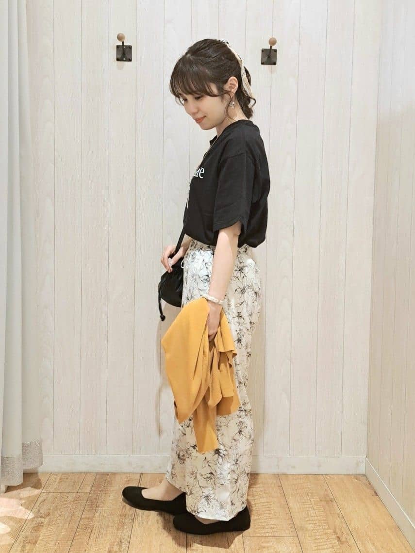 SAKIさんの「SHOO･LA･RUE｜」を使ったコーディネート