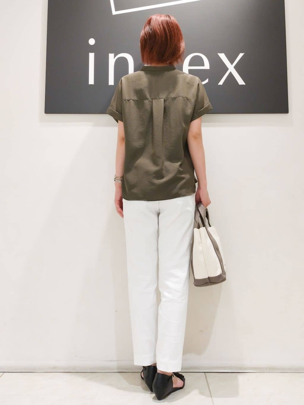 n.さんの「index｜ダブルポケットスキッパーブラウス【洗濯機洗い可／イージーアイロン】」を使ったコーディネート