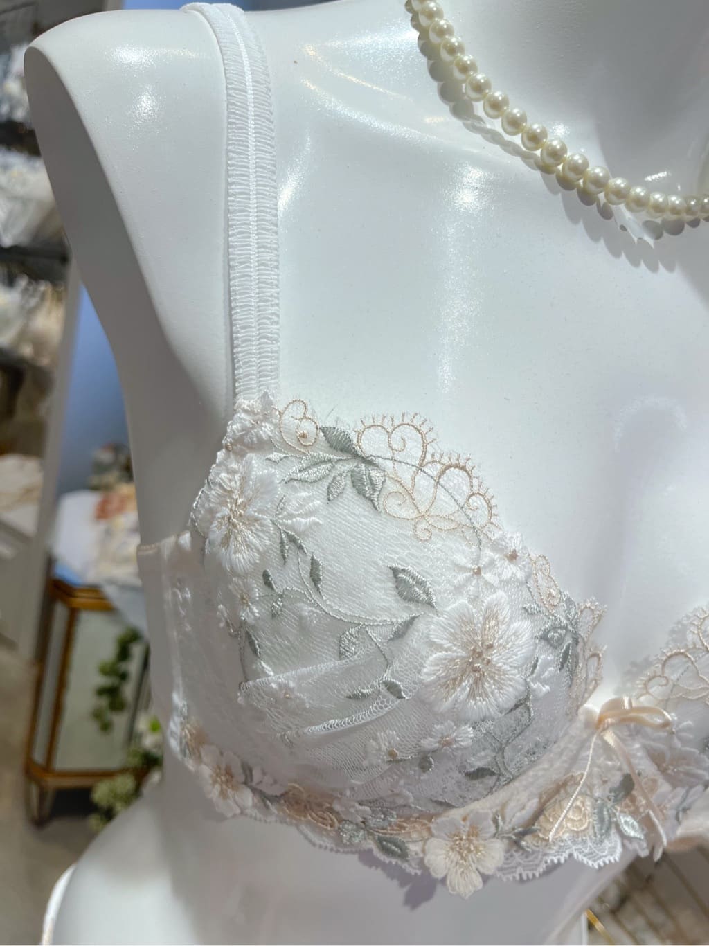 Hisaeさんの「Risa Magli｜シュクリエ ブラジャー（E-F）」を使ったコーディネート