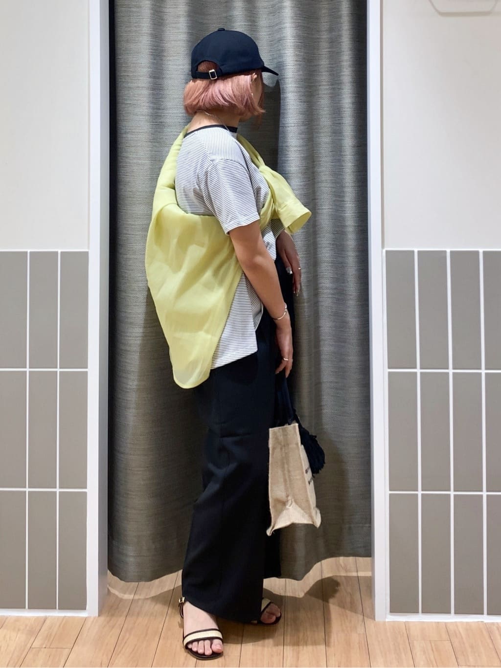 myuさんの「grove｜【Lee&times;grove別注】HALF SLEEVE FLARE T-SHIRTS」を使ったコーディネート