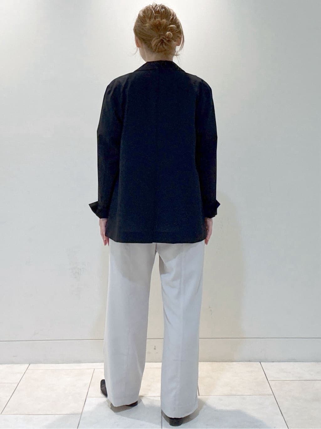 S&auml;K&iuml;さんの「Reflect｜◆【マシンウォッシュ可／セットアップ可／通勤におすすめ】ドライタッチジャケット」を使ったコーディネート