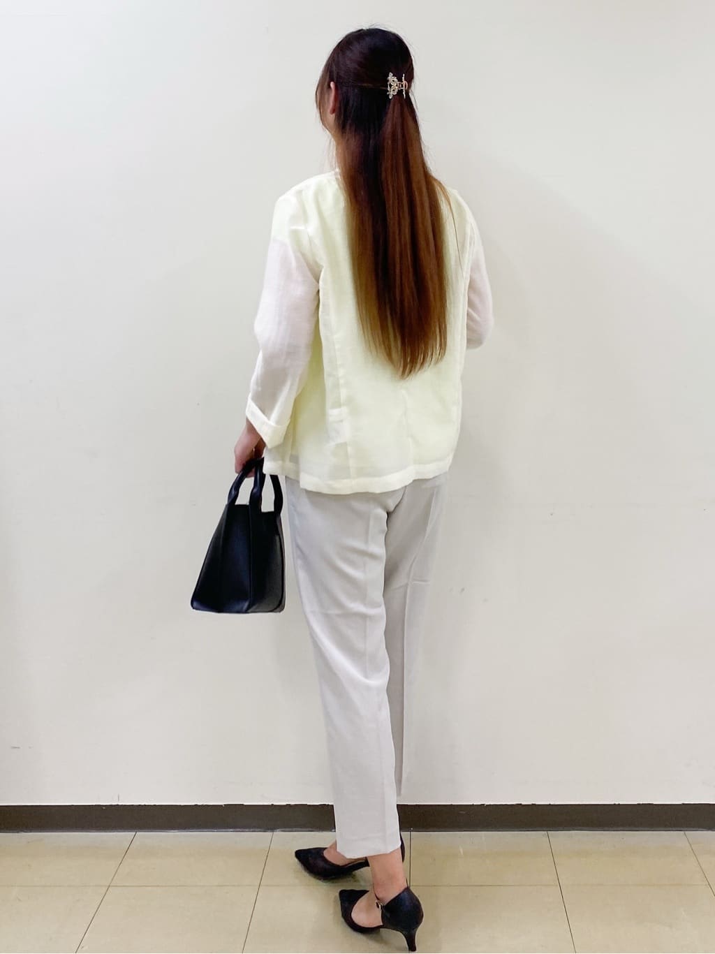 yurinaさんの「index｜麻調シアーダブルブレストテーラードジャケット【洗濯機洗い可】」を使ったコーディネート