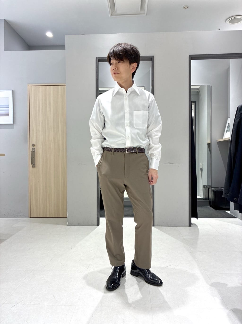 わいずみさんの「TAKEO KIKUCHI｜【360&deg;ストレッチ／セットアップ対応】None Of Stress ジャケット」を使ったコーディネート