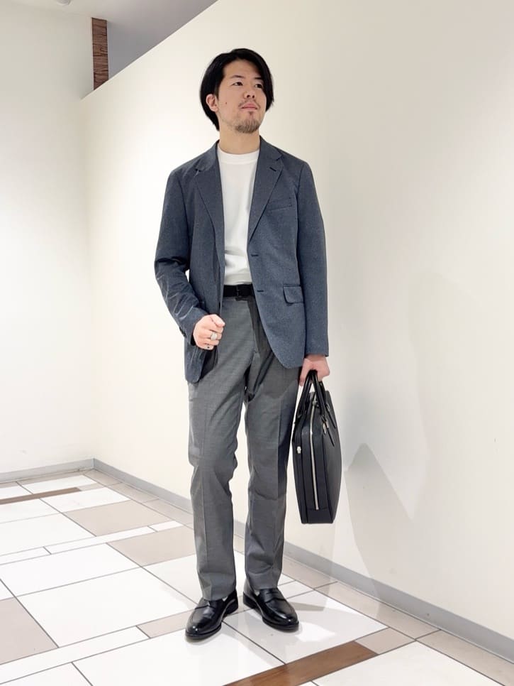 及川さんの「TAKEO KIKUCHI｜【抗菌防臭／5サイズ展開】ハイゲージポンチ Tシャツ」を使ったコーディネート