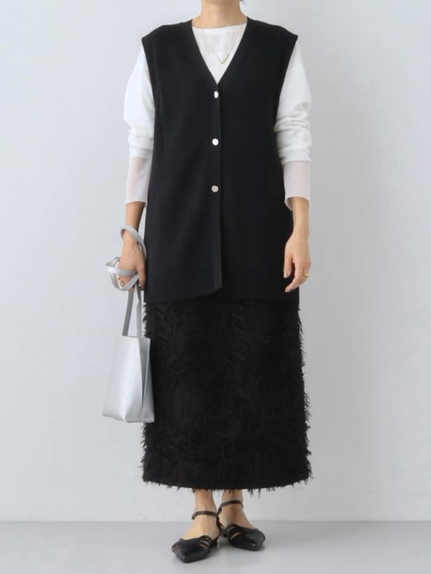 YUさんの「INDIVI｜◆【洗える】袖＆裾 シアーデザイントップス」を使ったコーディネート
