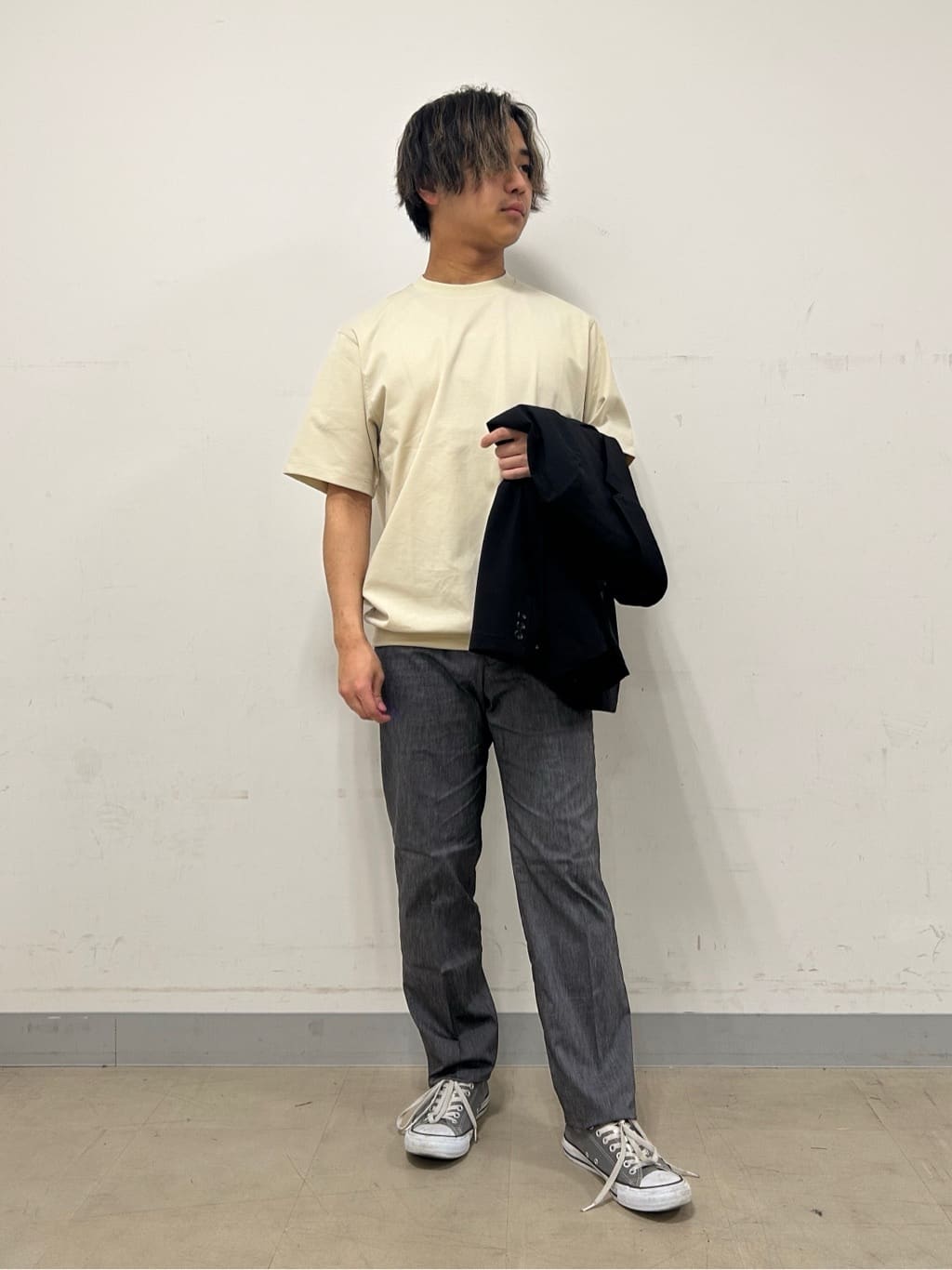 Hiroさんの「TAKEO KIKUCHI｜【抗菌防臭／5サイズ展開】ハイゲージポンチ Tシャツ」を使ったコーディネート