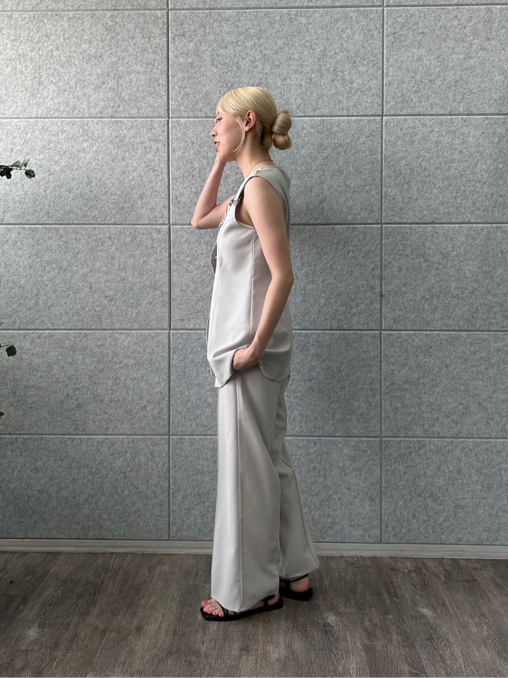 honoka Aさんの「CODE A｜french twill easy trouser」を使ったコーディネート