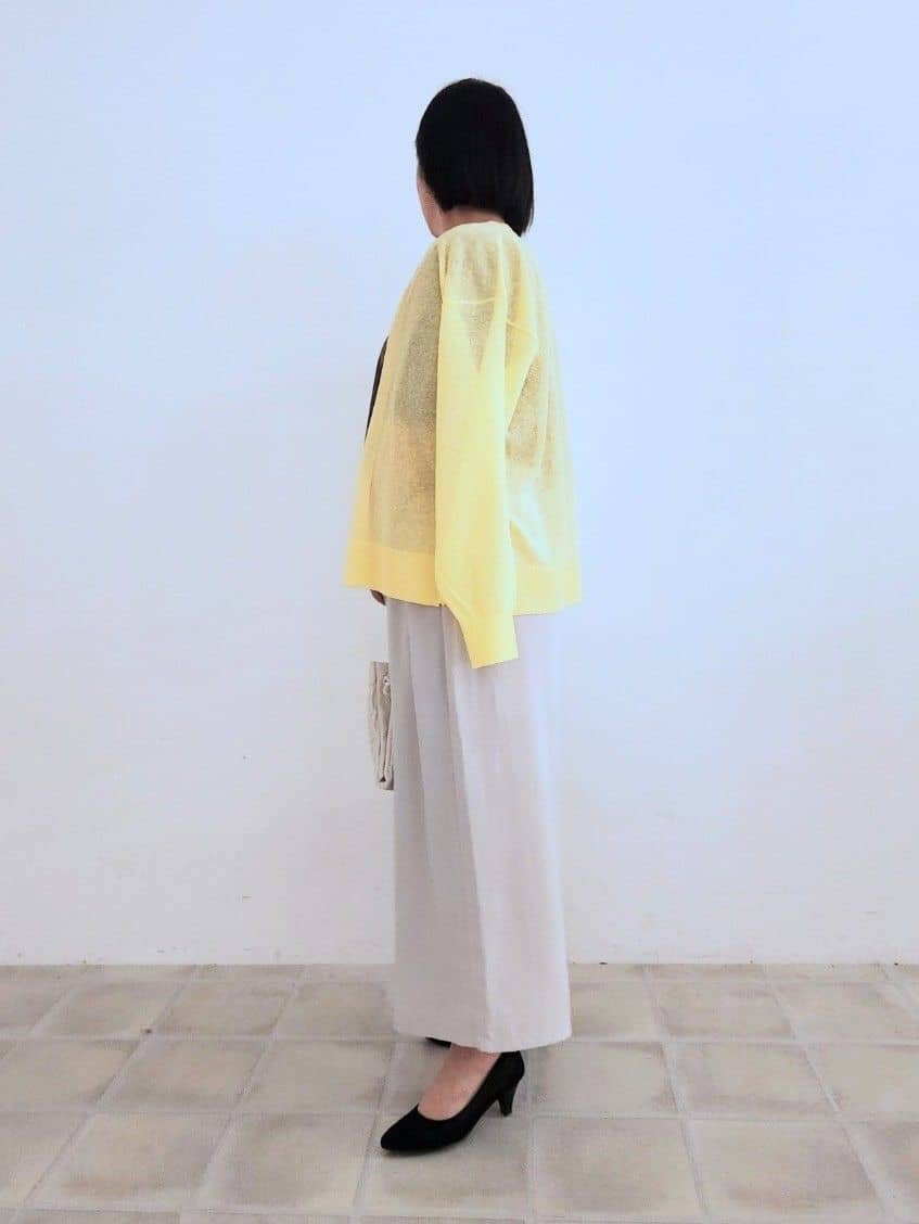 くまさんの「SHOO･LA･RUE｜【S-LL/ひんやり/UV】ぷっくりラメプリントロゴTシャツ」を使ったコーディネート