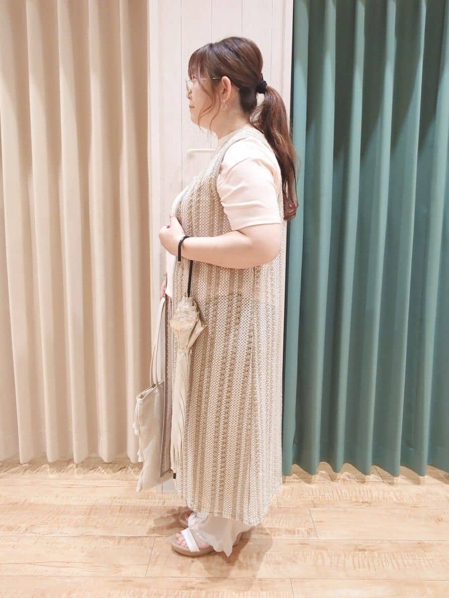 タガさんの「SHOO･LA･RUE｜【長傘/晴雨兼用】【Wpc．】遮光フリルクラシック ロング」を使ったコーディネート