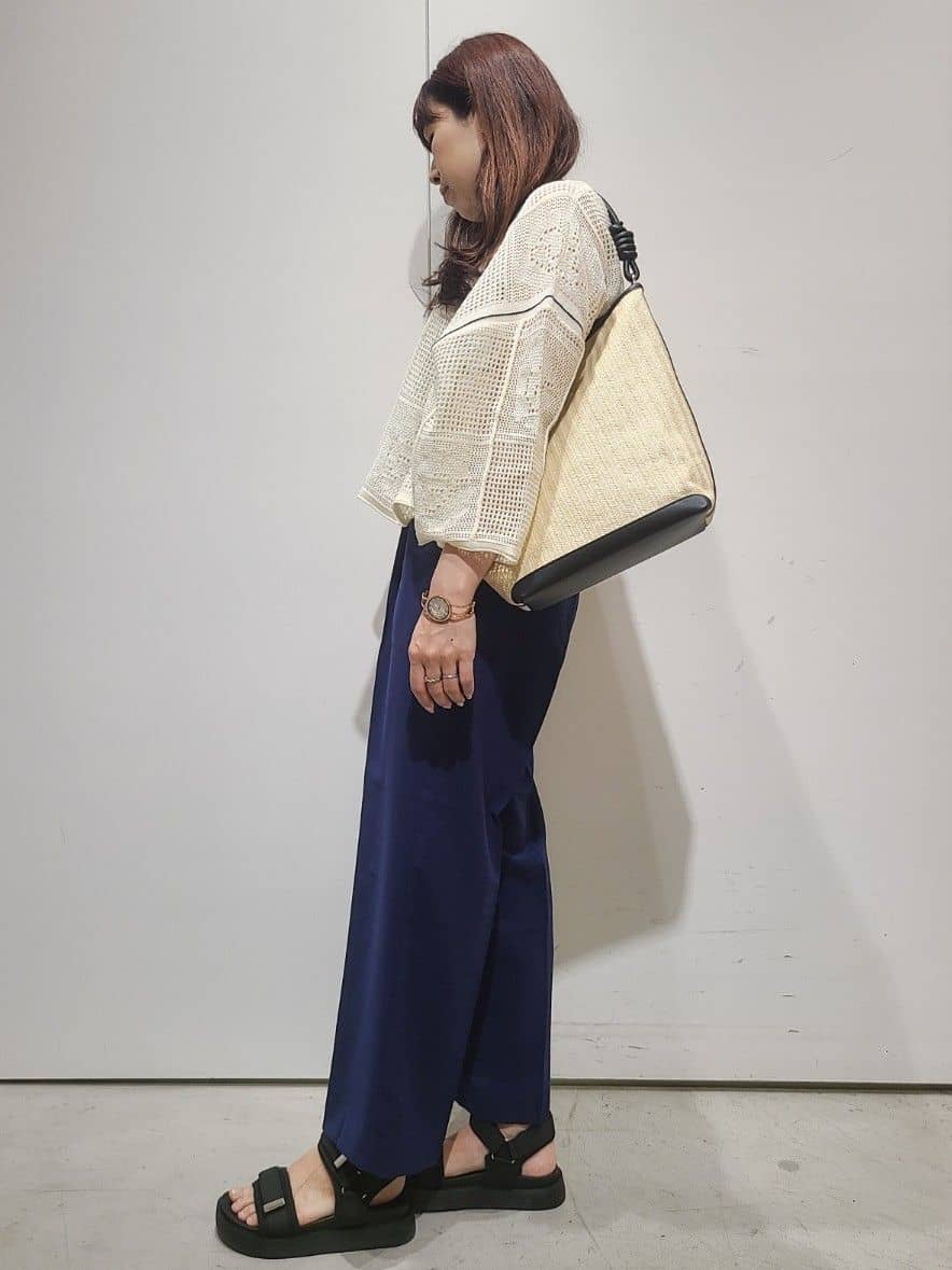 hmさんの「OPAQUE.CLIP｜◆麻混モチーフ柄スカシニット【洗濯機洗い可】」を使ったコーディネート