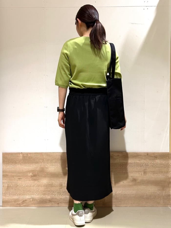 花さんの「SHOO･LA･RUE｜◆【推し活にも】うちわが入るトートバッグ」を使ったコーディネート